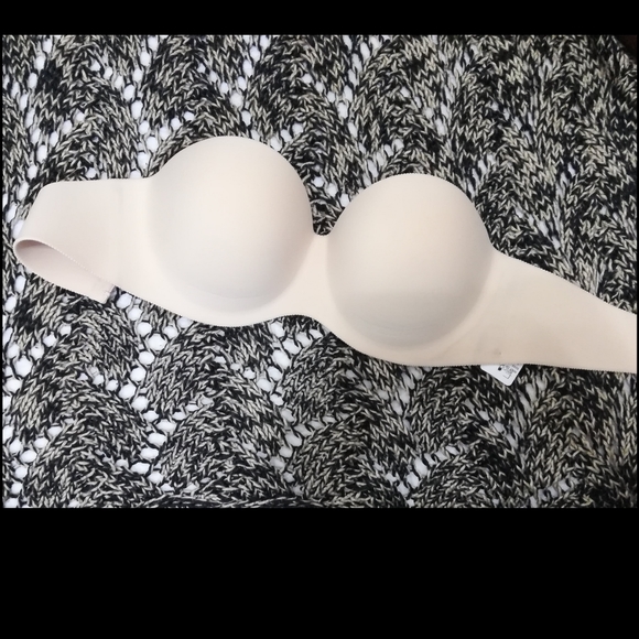 Felina Nude Strapless Bra - Picture 2 of 7
